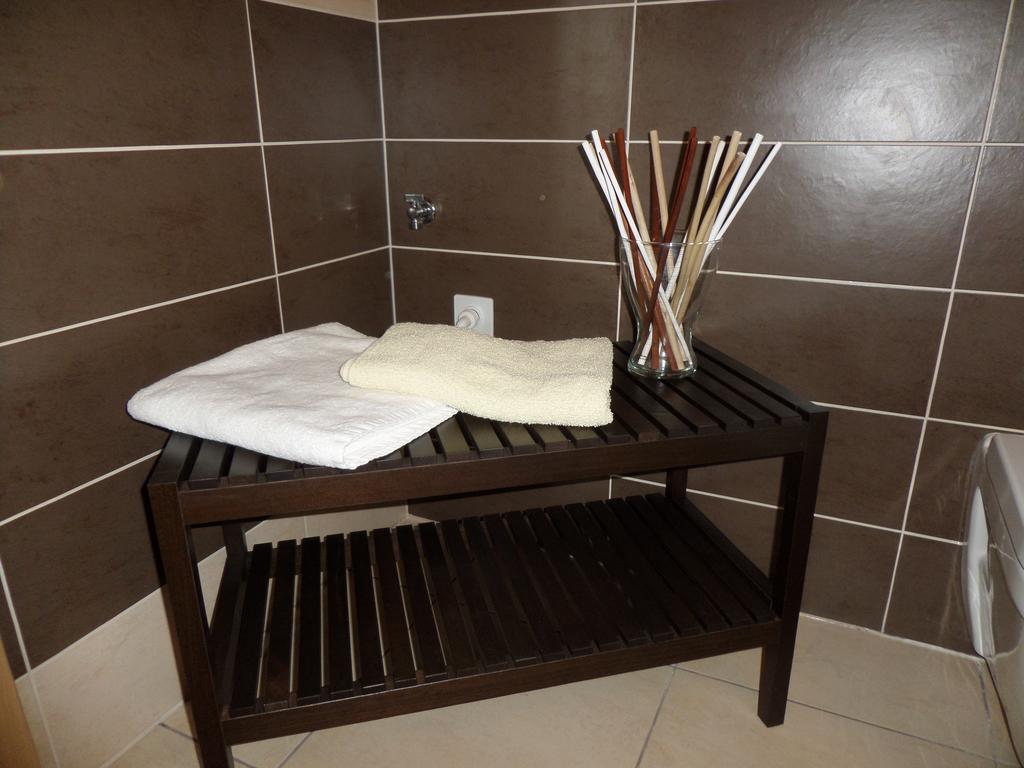 Apartman Vrchlabi - Centrum Екстер'єр фото